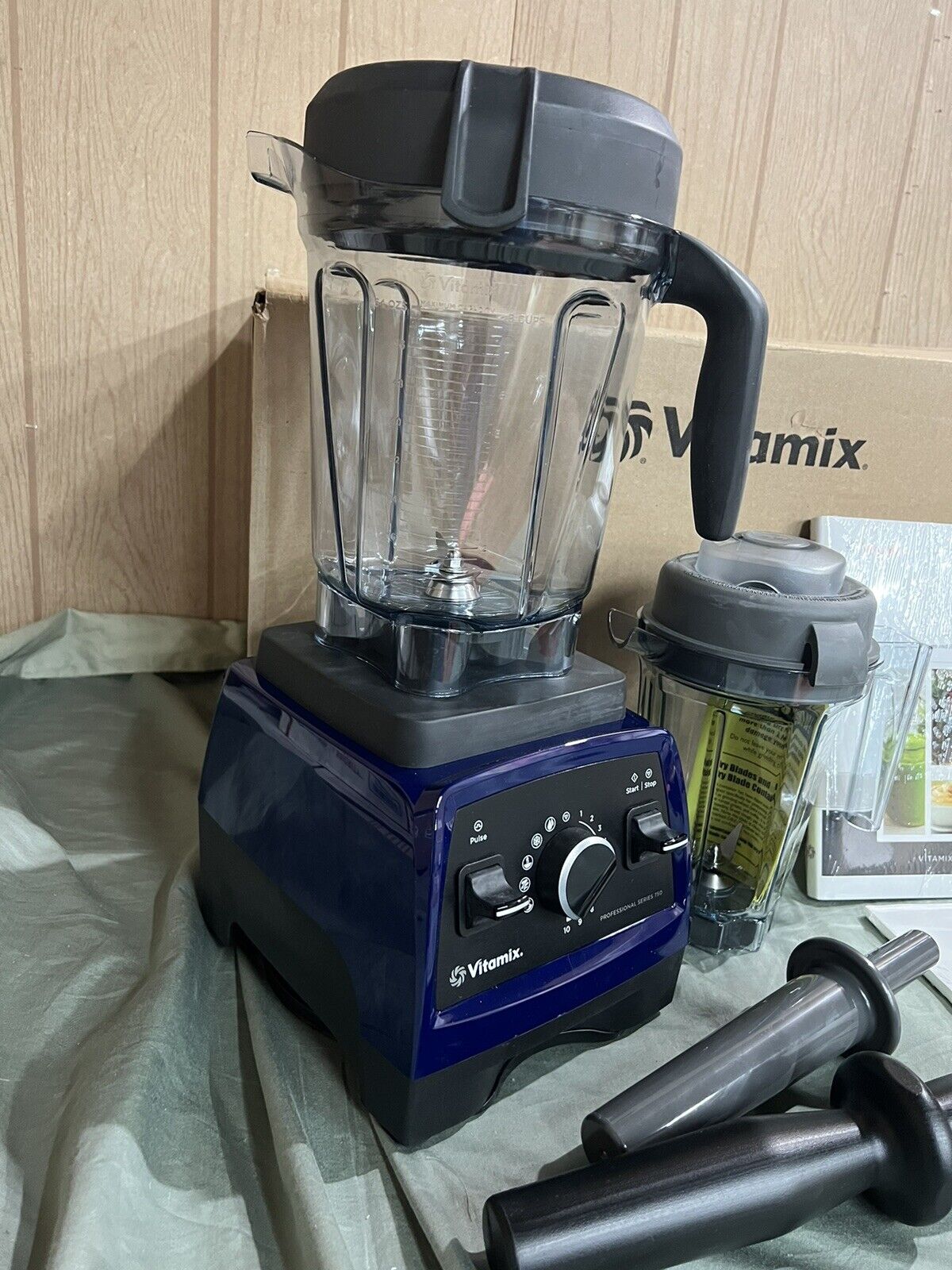 Vitamix Pro Series 750 64 oz mit 32 oz Trockenbehälter COBOL