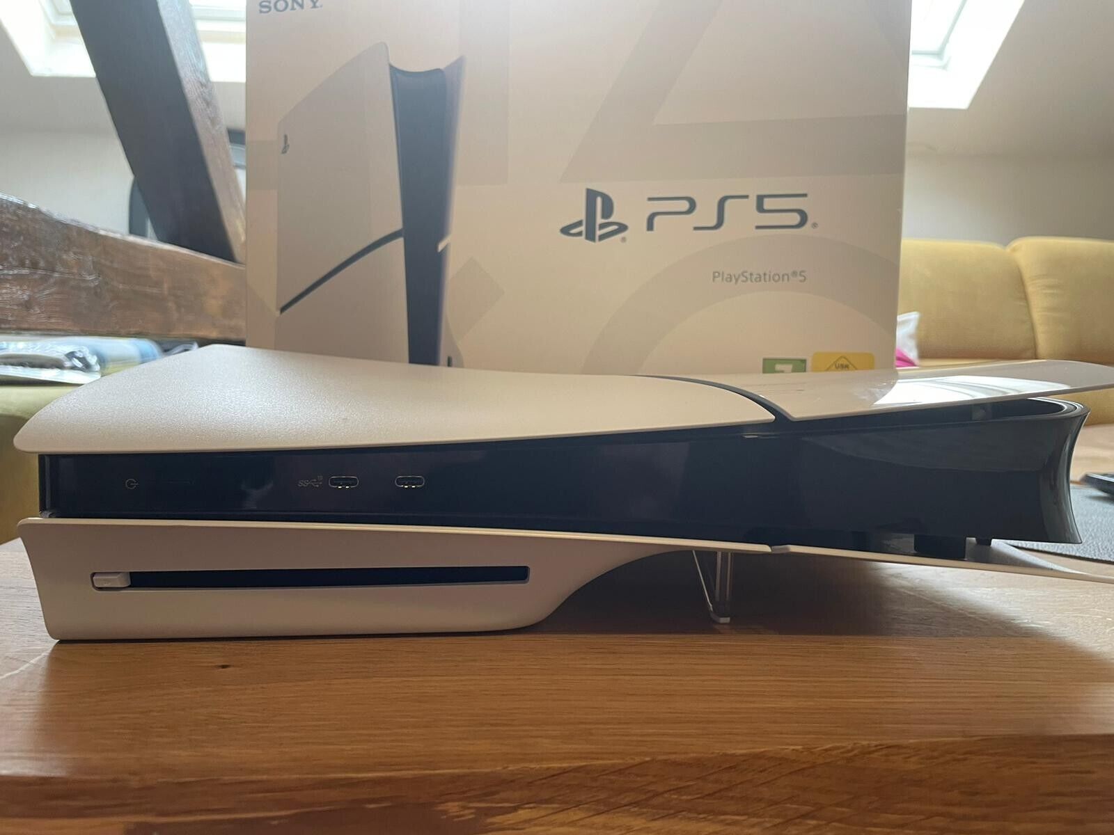 SONY PS5 Slim Disc Edition 1TB Top Zustand + Ein Spiel!