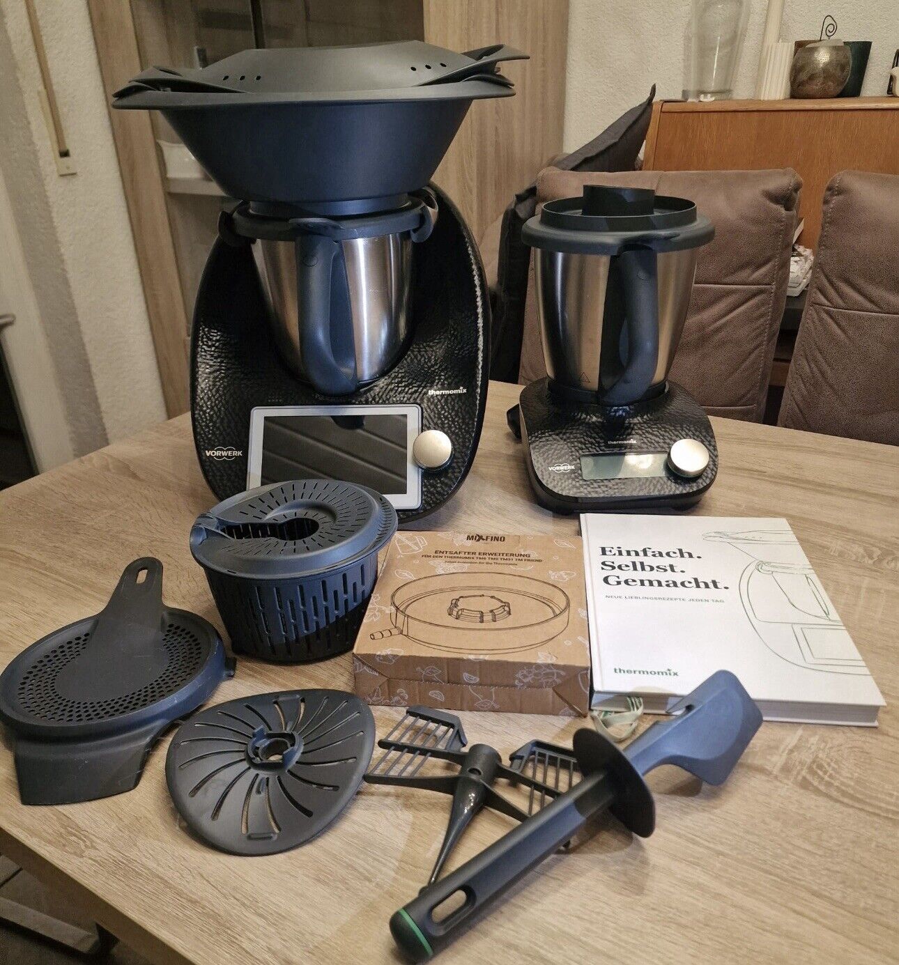 Vorwerk Thermomix TM6 Diamantschwarz Edition + 2 Mixtopf
