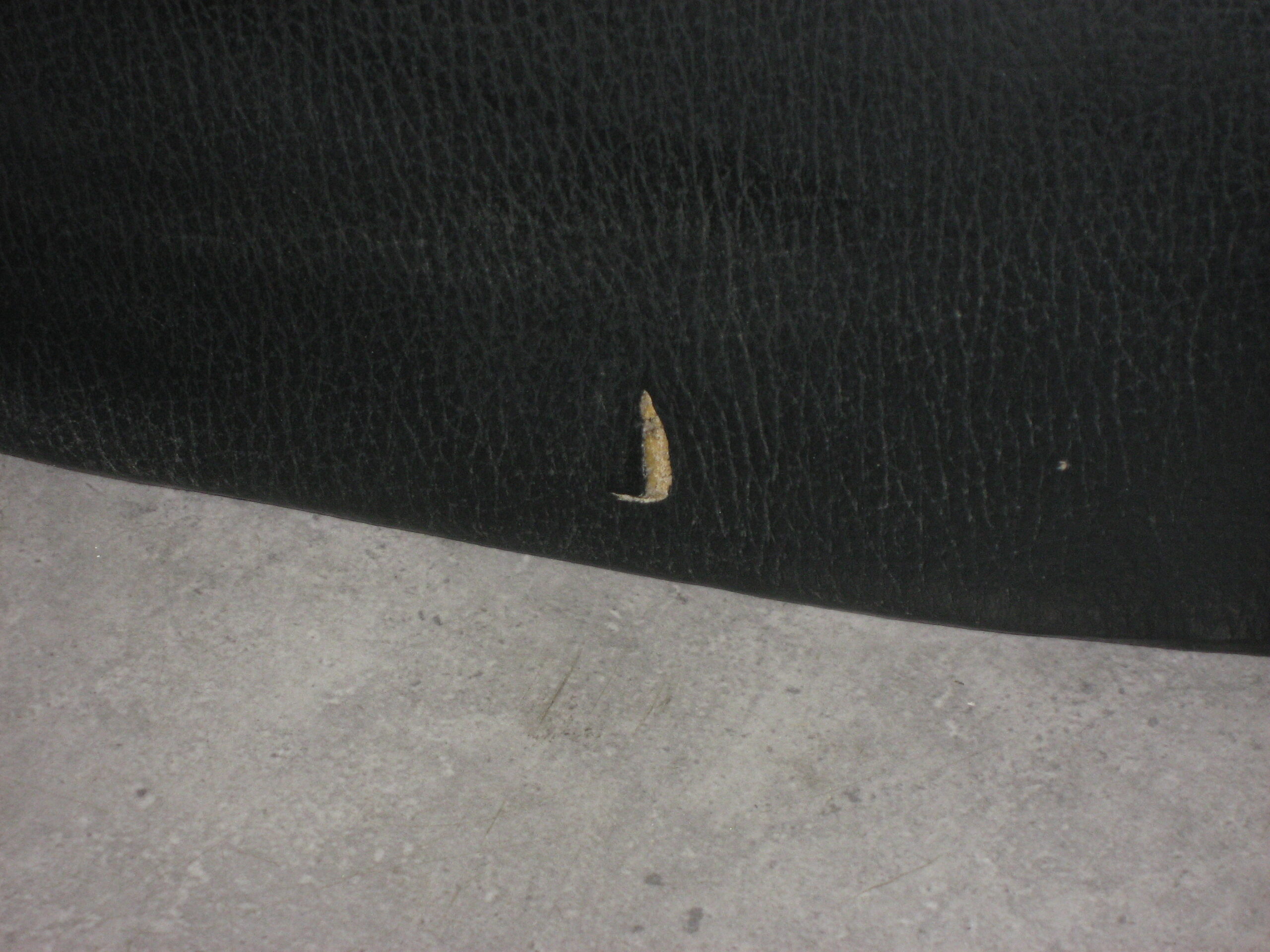 Suzuki RG 125 (NF12A) Zentralständer und Sattel