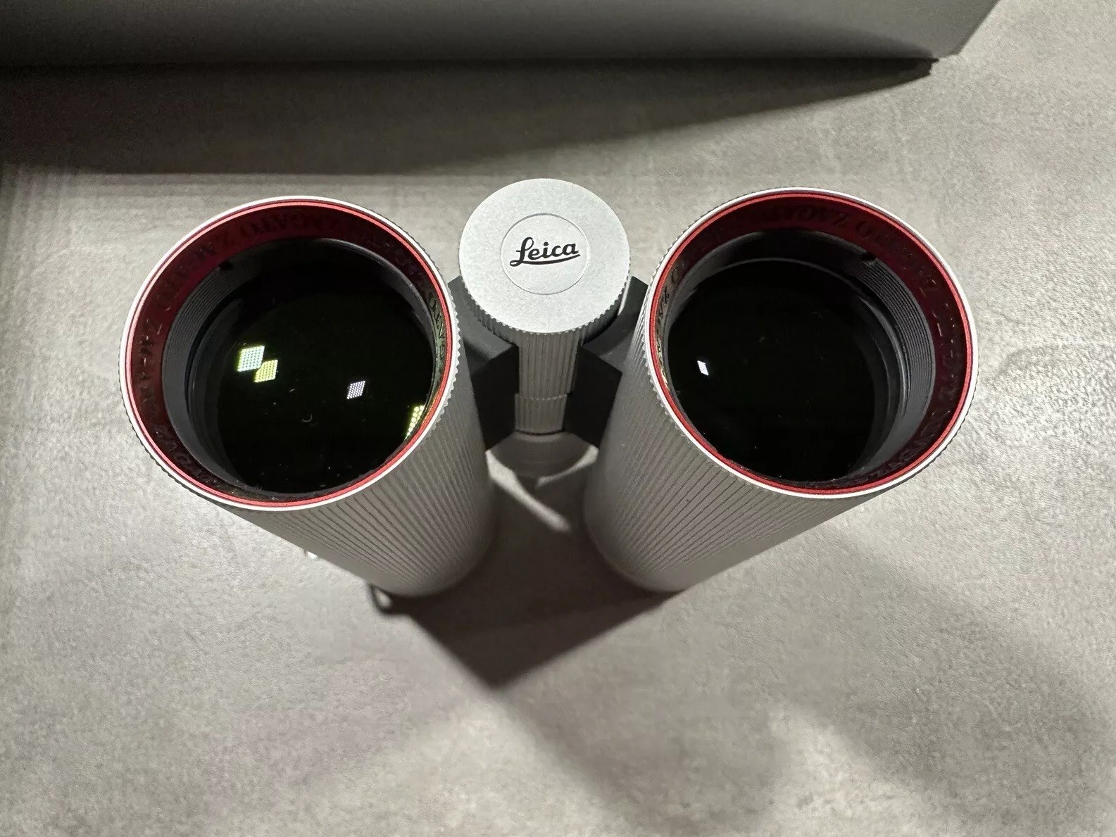 Fernglas Leica Ultravid 40084 8×32 “Edition Zagato”