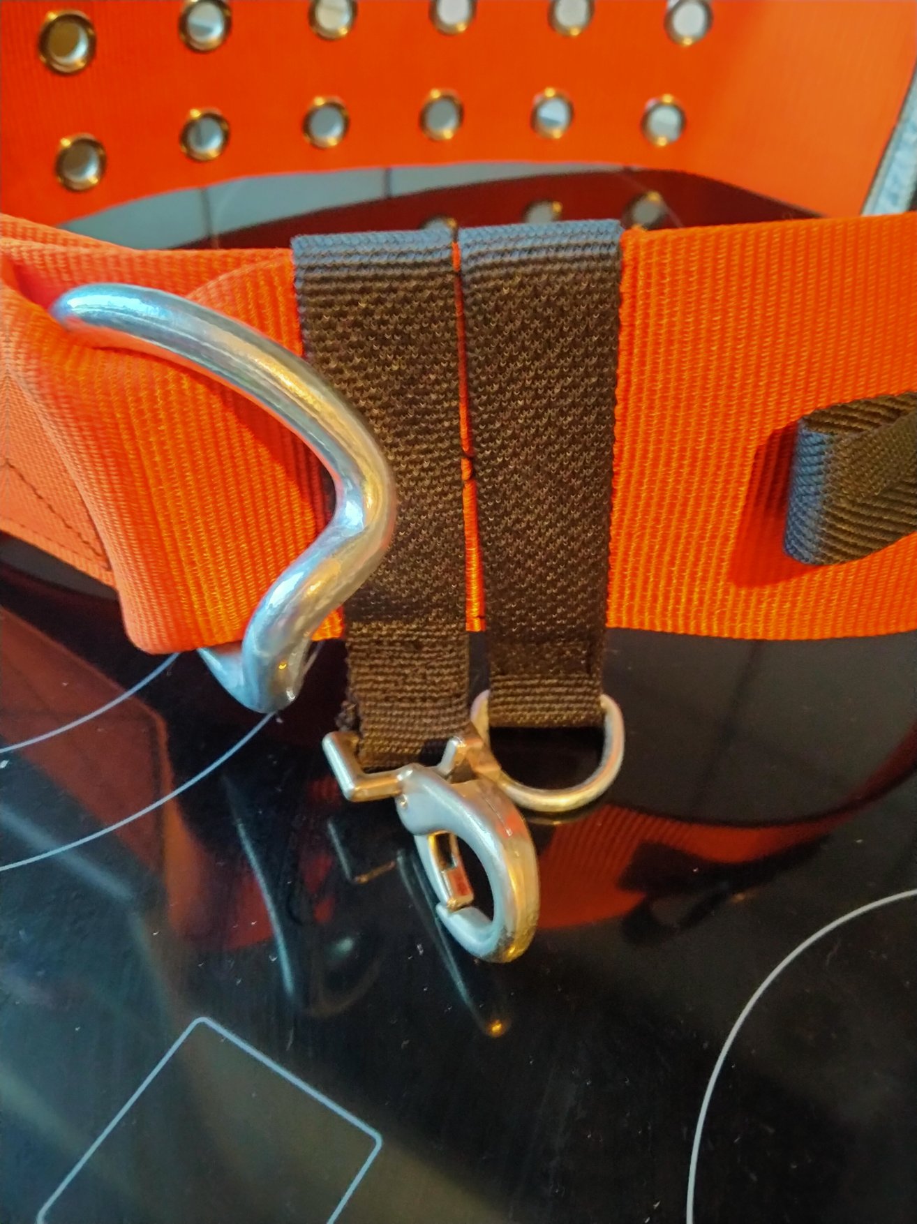 Schweizer Original Feuerwehrgurte vom Hersteller Meister + C