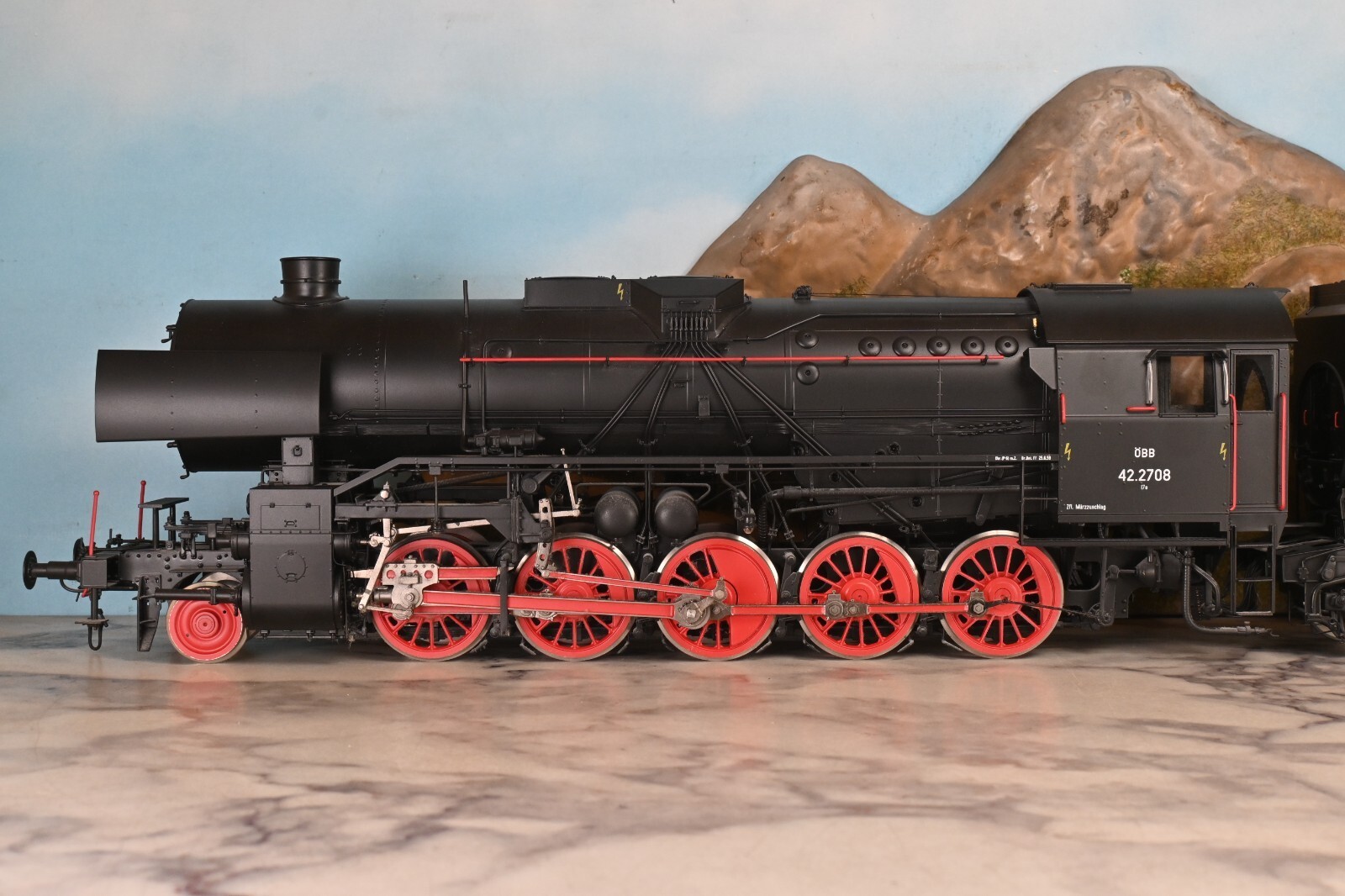 KM 1 Modellbau Spur 1 Br. 42.2708 Dampflok der ÖBB MFX & Sou