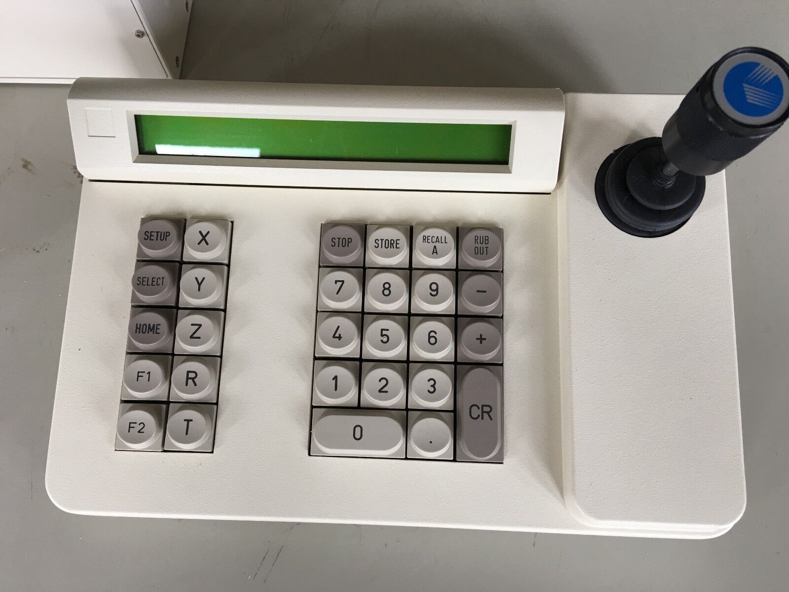 Zeiss Mikroskop Axioplan 2 mit Scanning-Kreuztisch und Joyst