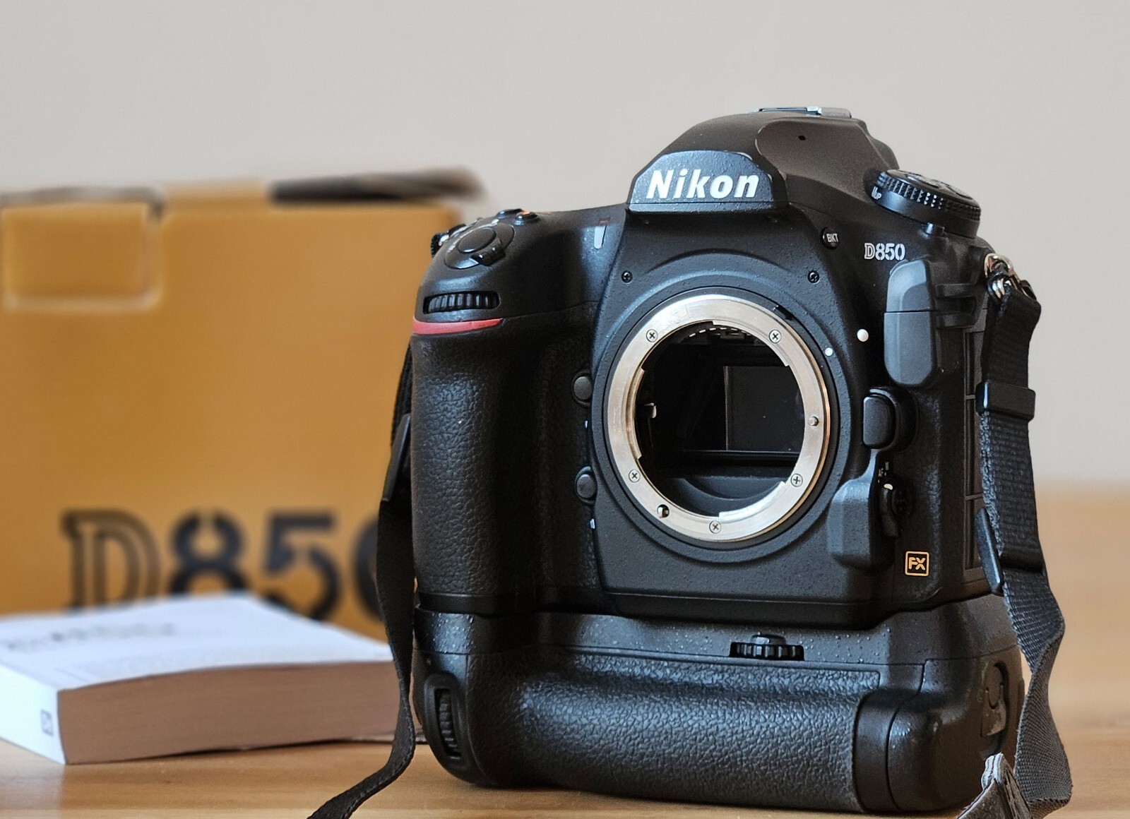 Nikon D850 Konvolut, gebraucht mit 142.000 Ausl., sehr guter