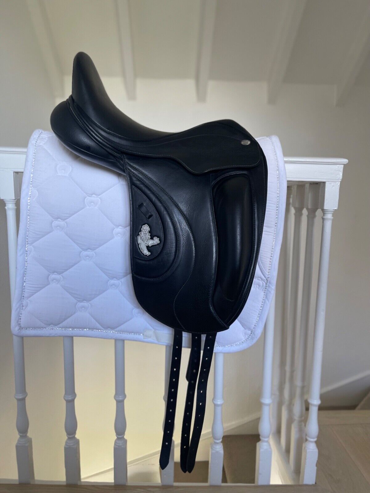 Dressursattel 17 Zoll schwarz Fairfax Weltklasse