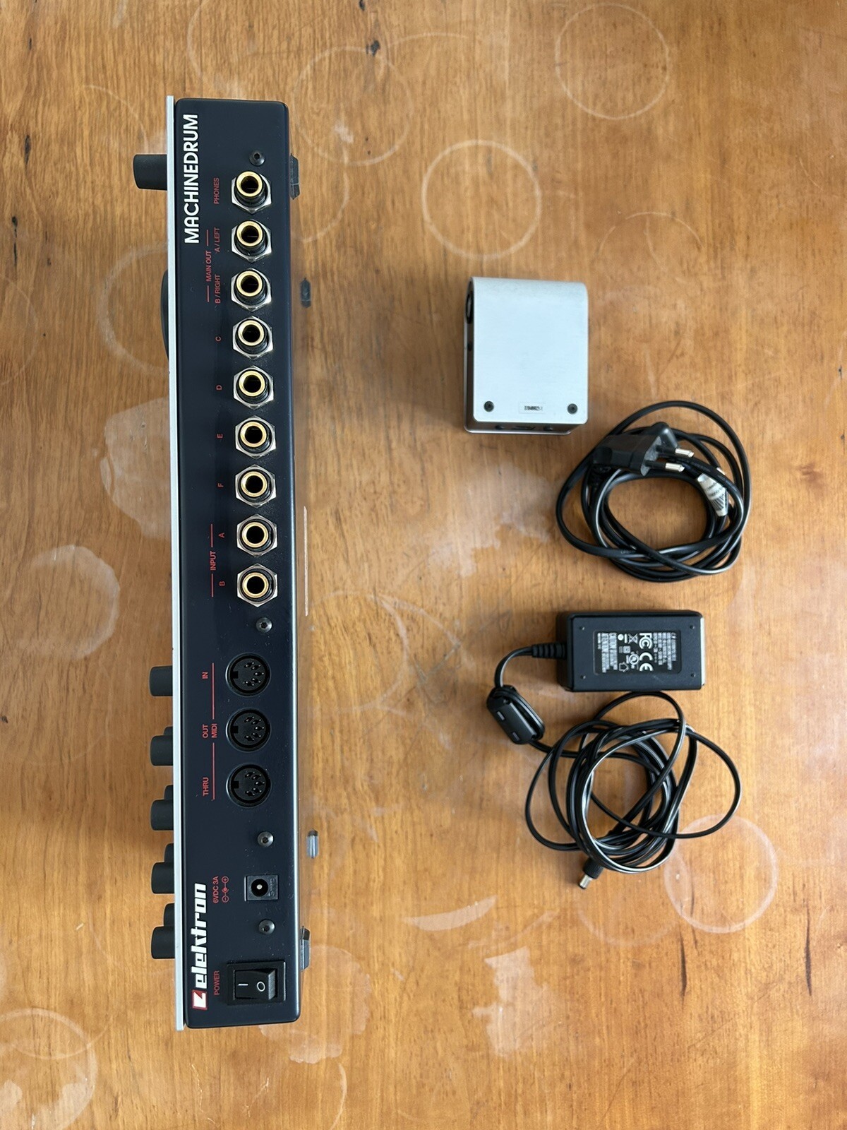 Elektron Machinedrum SPS-1UW+ MKII + TM1 Midi-Schnittstelle