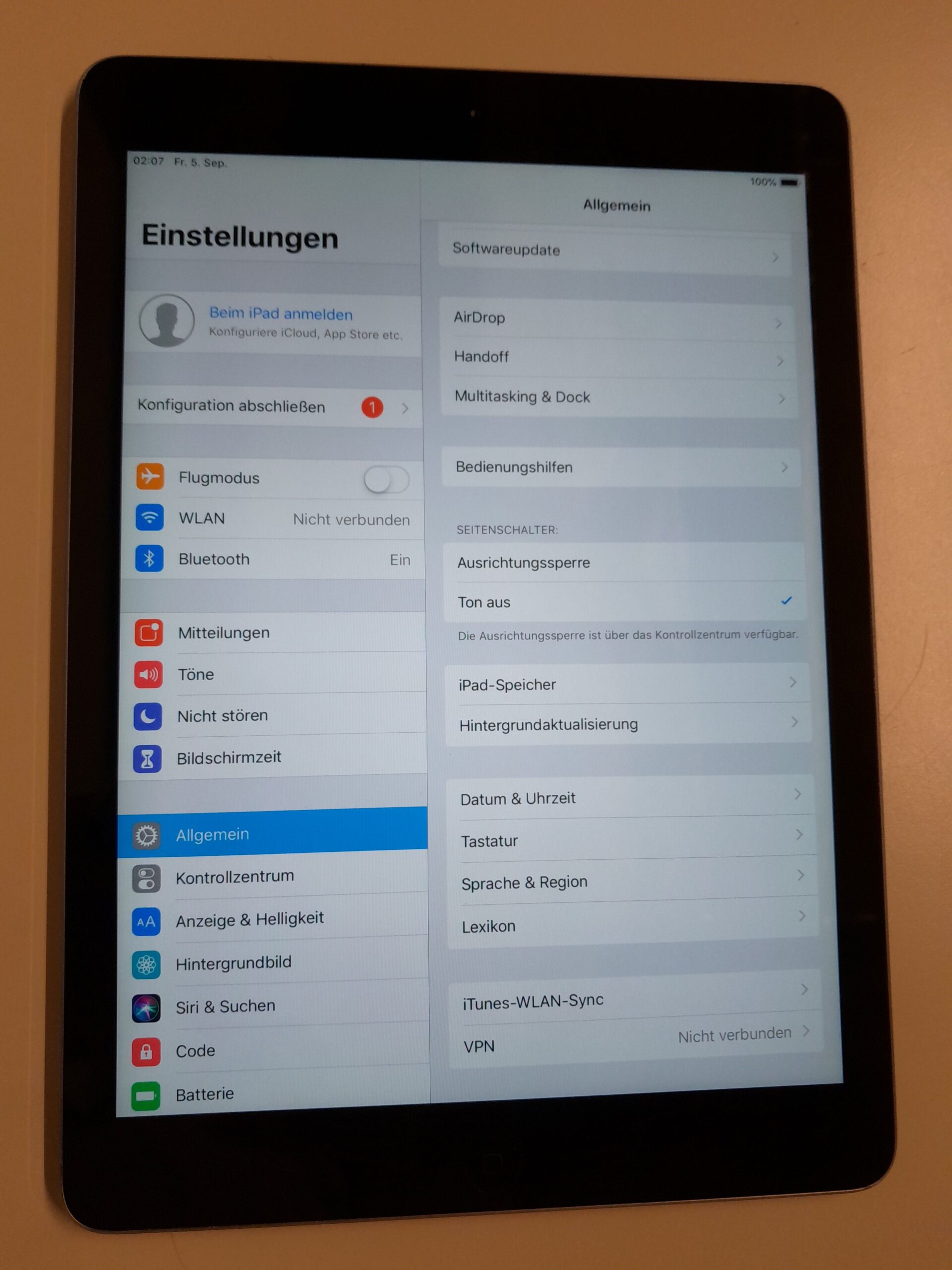 Apple iPad Air der 1 Generation mit 16GB Speicher