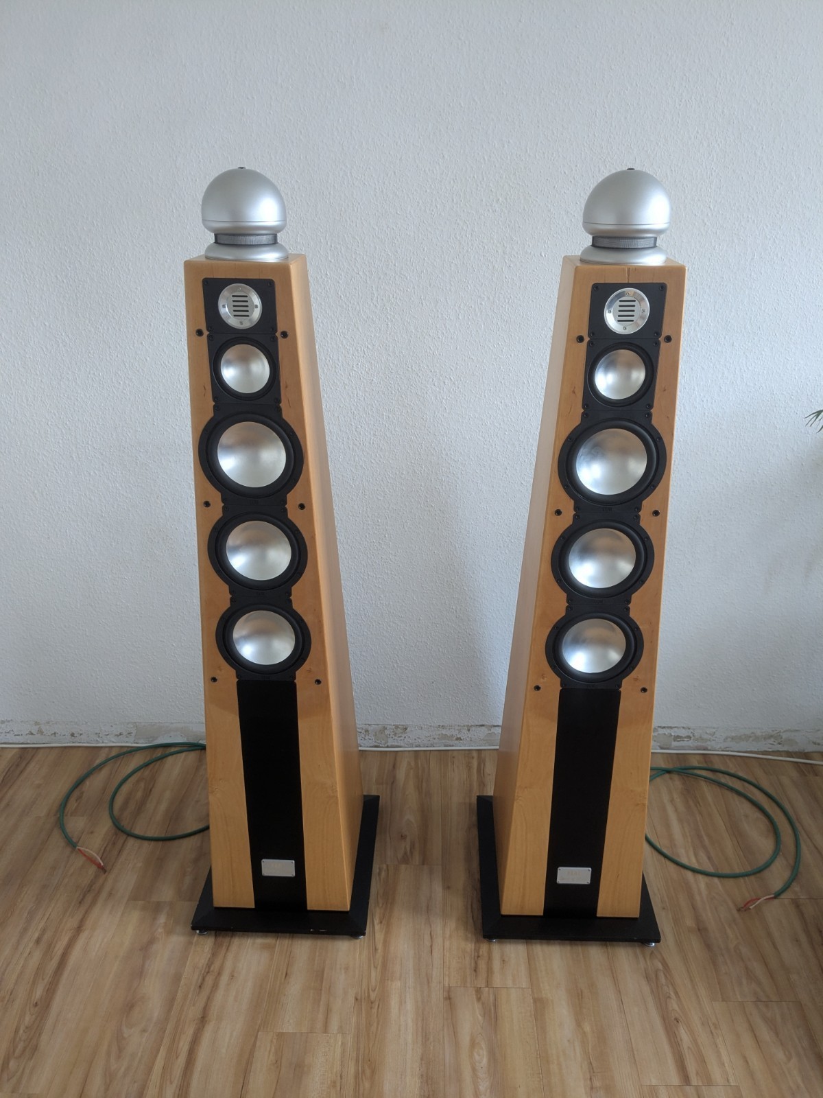 Standlautsprecher Elac Spirit