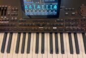 Korg pa 4x 61 Tasten Keyboard