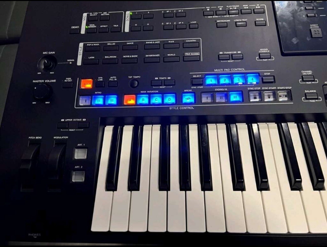 Yamaha Tyros 4 Elektronischer Tastatur