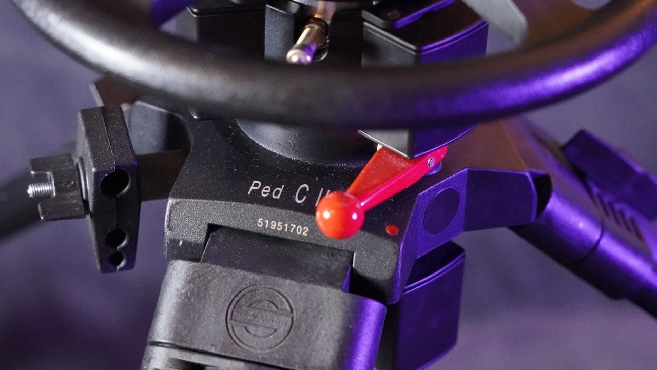 Sachtler Pedestal C III Stativsystem mit Video 18P Flatbase