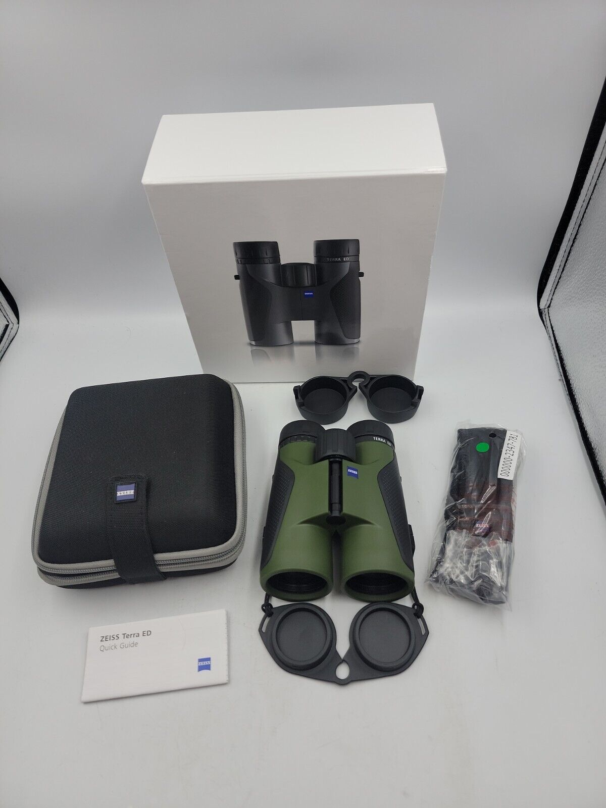 ZEISS Terra ED 10x 42 mm Outdoor-Fernglas, Grün