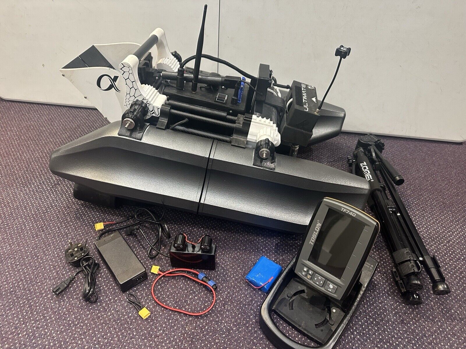 Vdrone V Drone Alpha Bait Boat tf740 echo zum Karpfenangeln