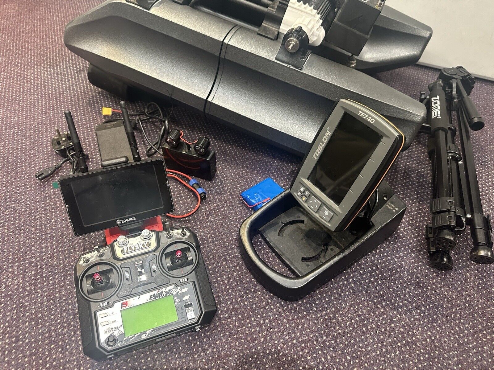 Vdrone V Drone Alpha Bait Boat tf740 echo zum Karpfenangeln