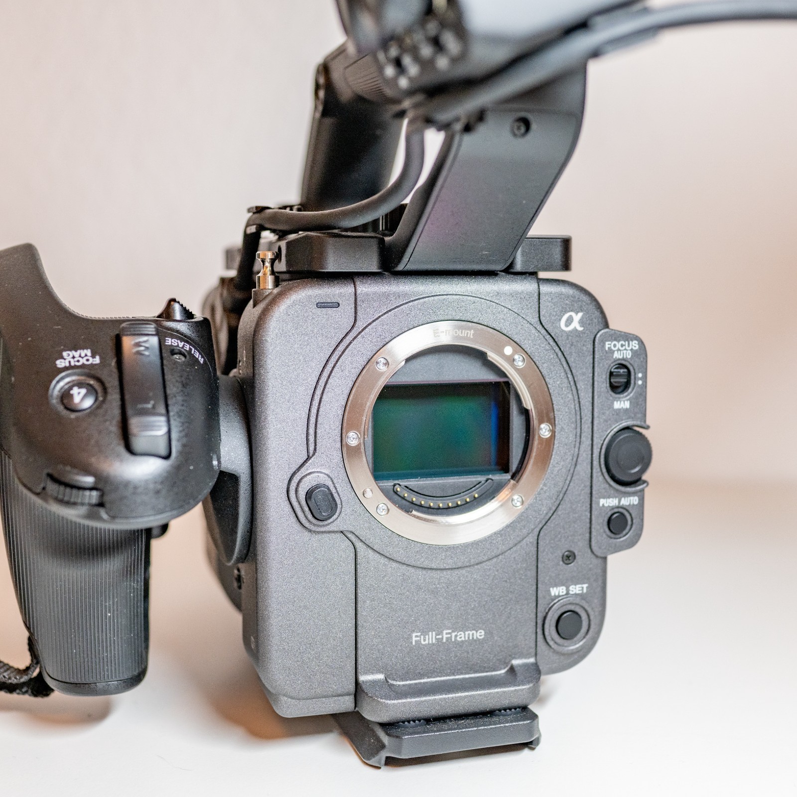 Sony Cinema Line FX6 Professionel Camcorder