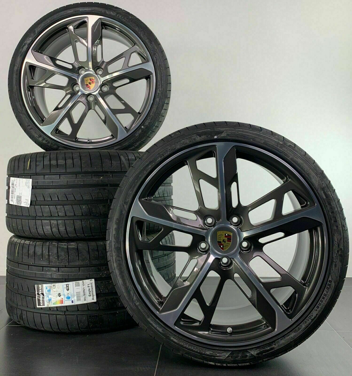 Porsche Taycan 21 Zoll Felgen Sommerreifen