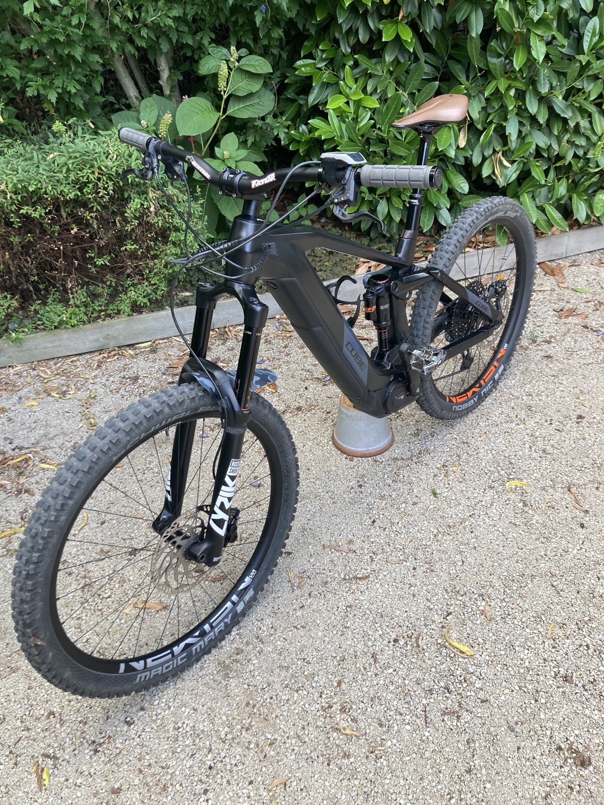 Cube Stereo Hybrid HPC 160 SL 27.5 – E-MTB
