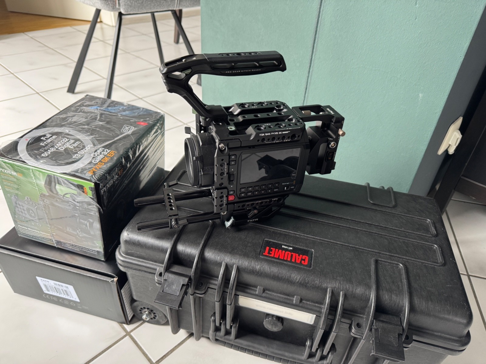 Blackmagic Design PYXIS 6K Cinema Camera EF