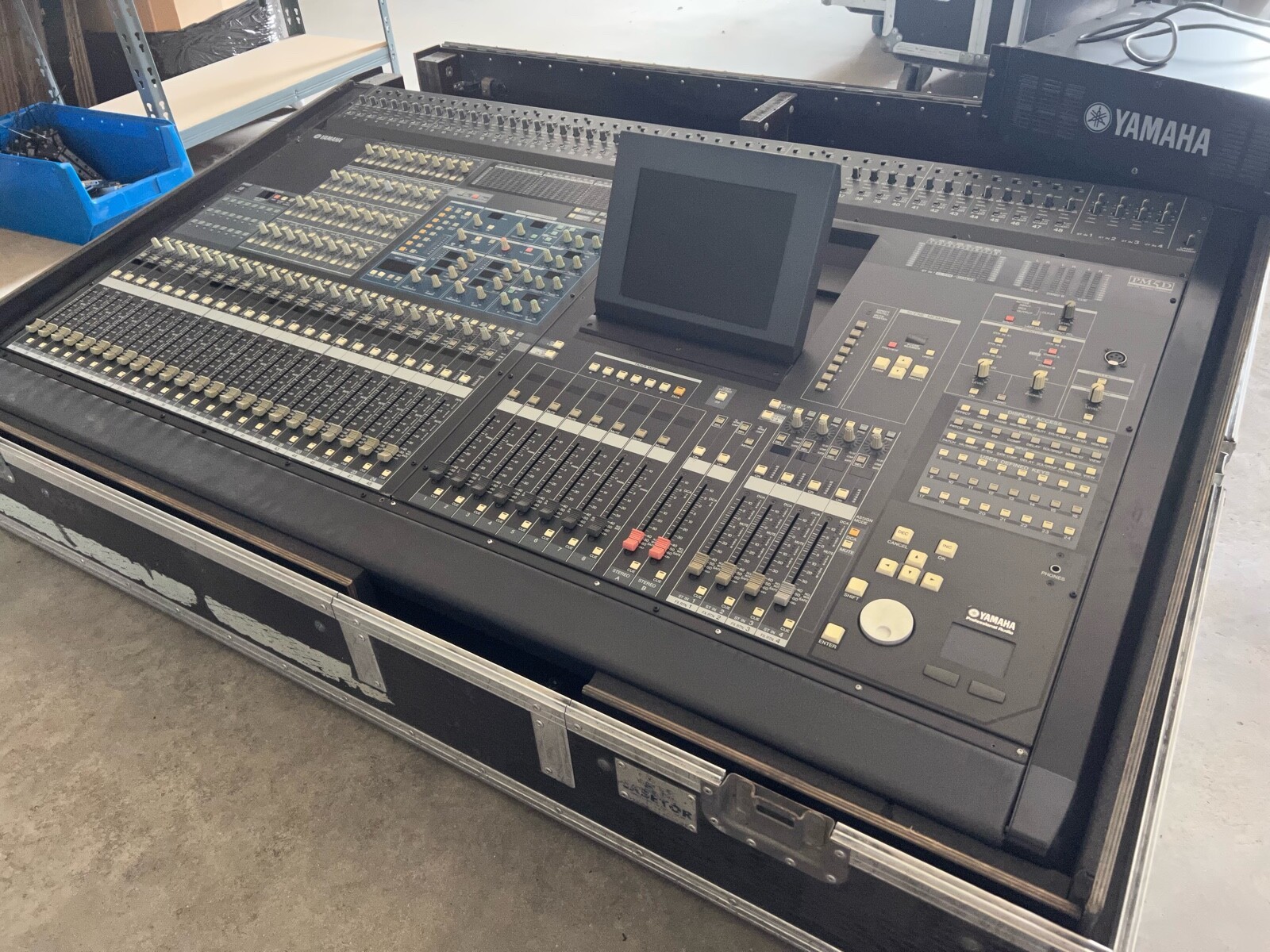 Yamaha PM5D  Digitales Mischpult