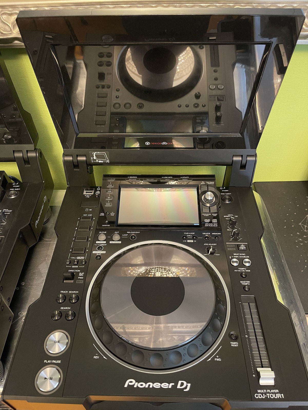Pioneer CDJ-TOUR1 Set – High-End Profi-DJ-Setup