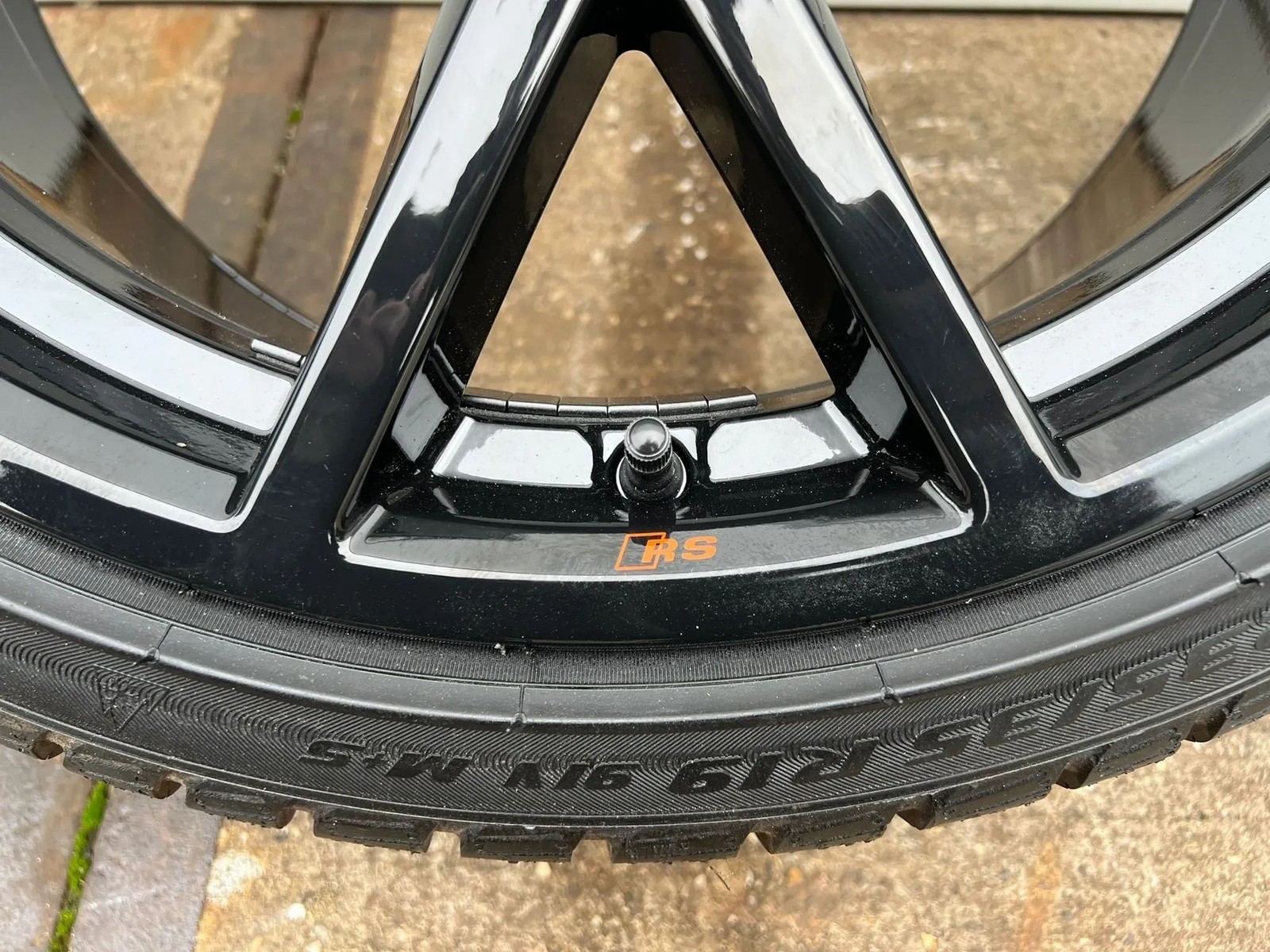 Audi RS3 8Y 19 Zoll Y Speiche Winterräder