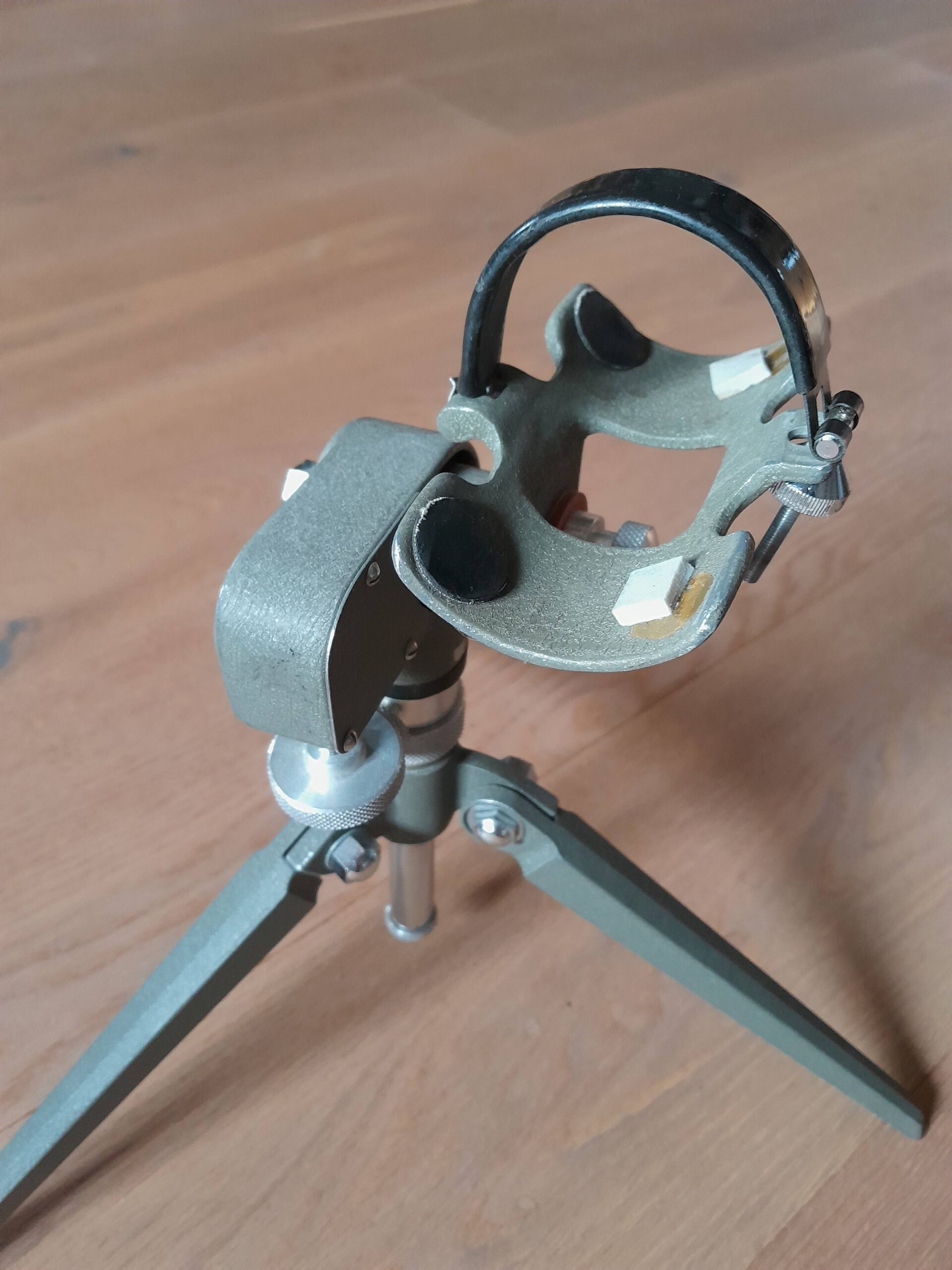 Multifunktionales Tischstativ.