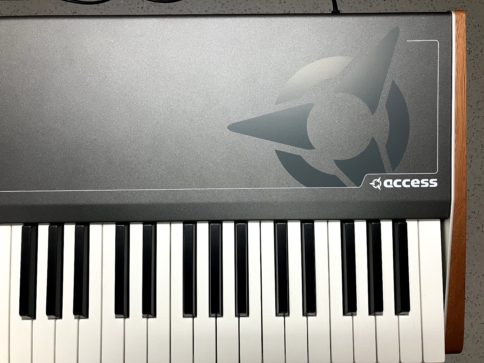 Synthesizer Acces Virus TI2 Keyboard 61 Tasten