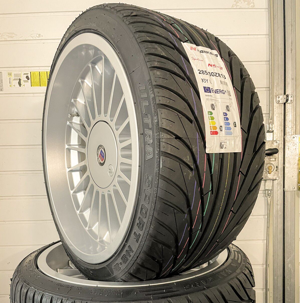 Kompletträder Alpina Style Design 9×18 10,5×18