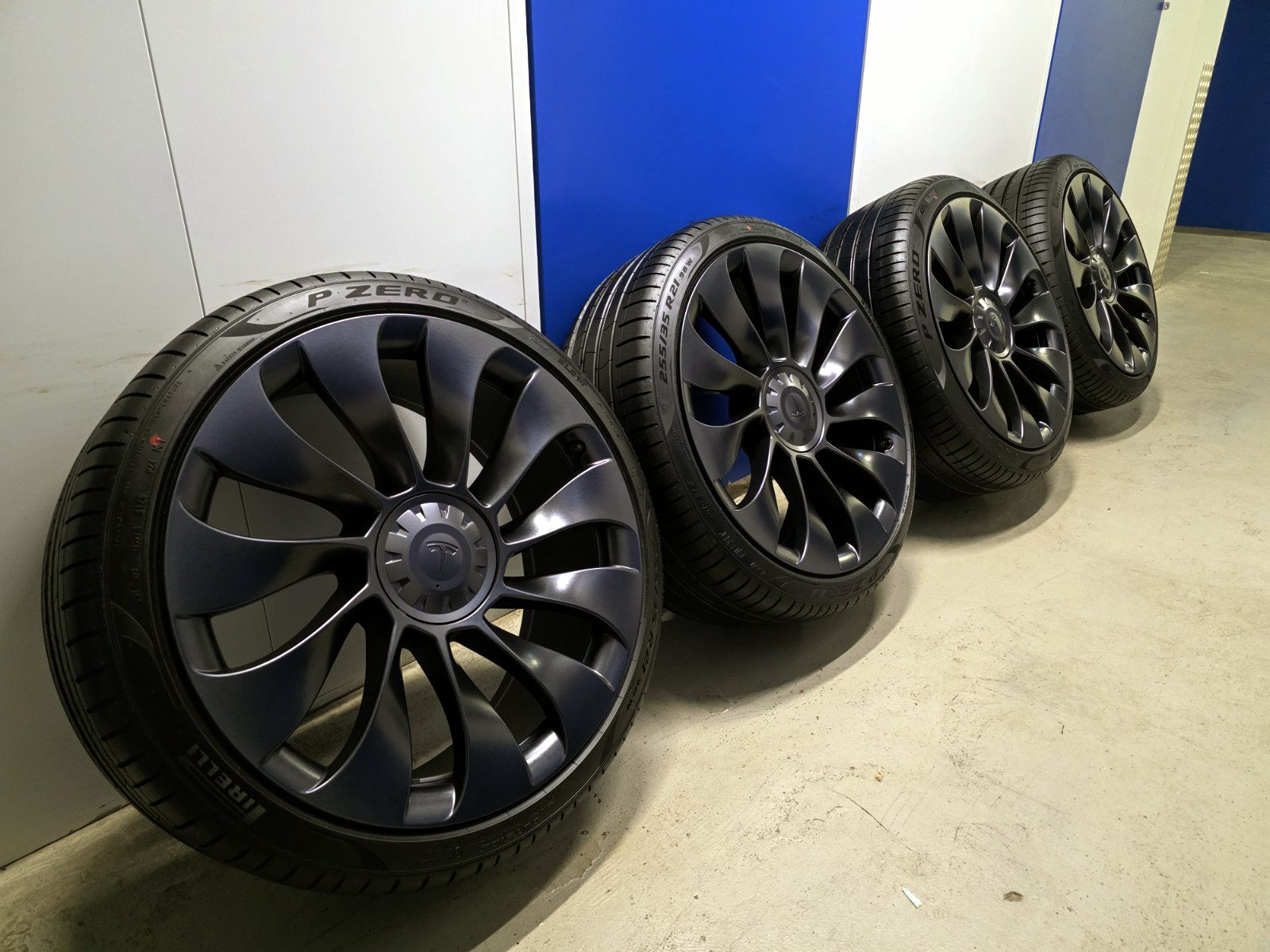 Tesla Model Y 21 Zoll Sommerräder