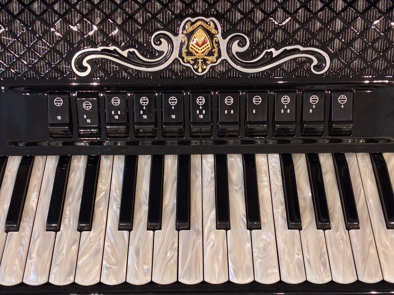 Scandalli Polifonico IX