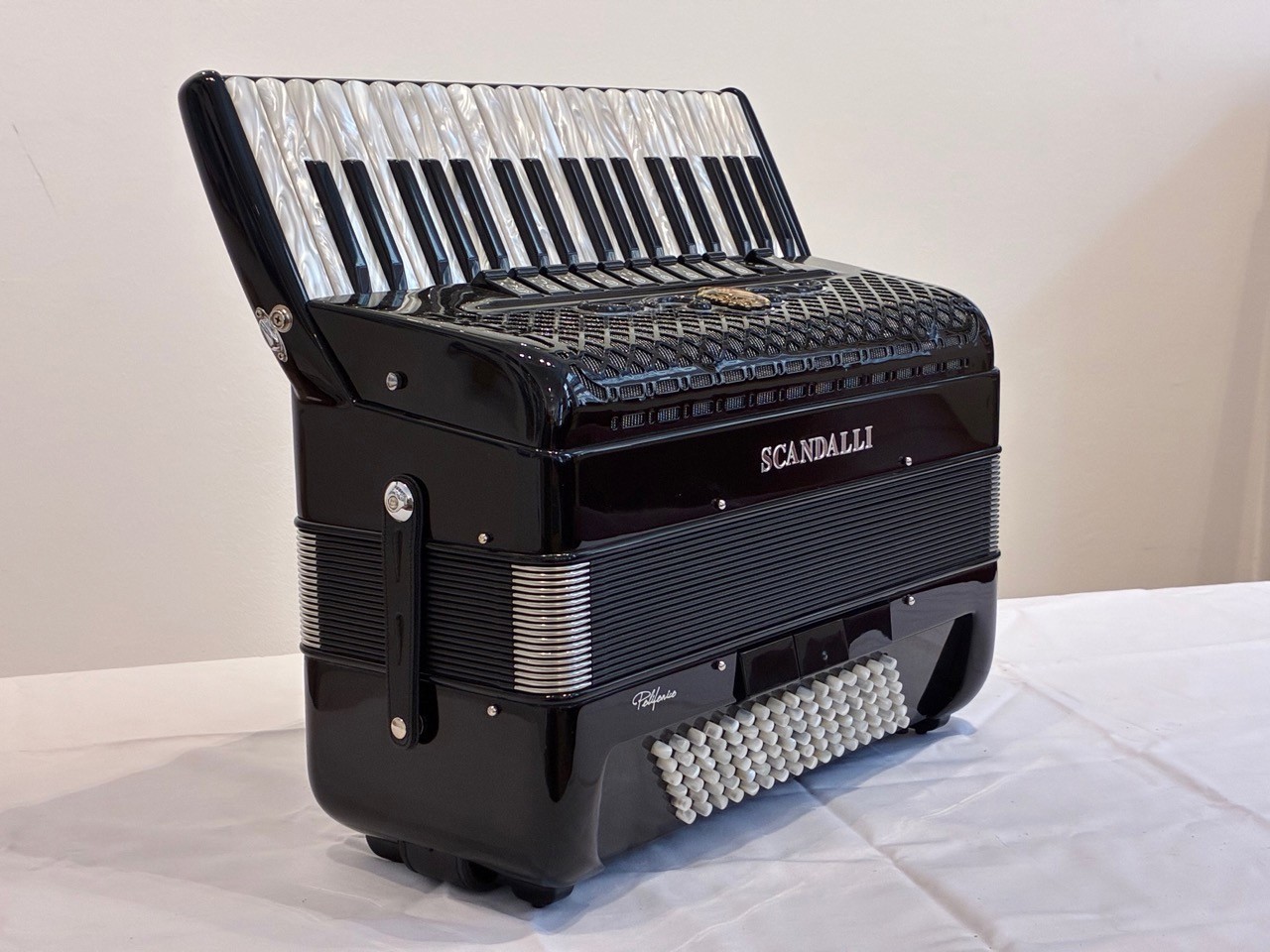 Scandalli Polifonico IX