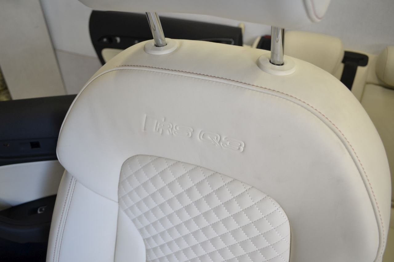 Audi RS Q3 8U Sitzausstattung