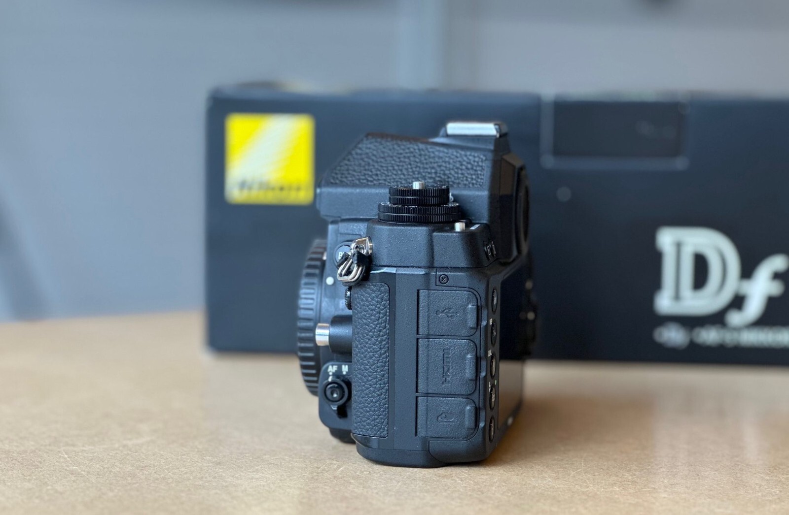 Nikon Df Gehäuse Schwarz Inkl. Ausw. MwSt