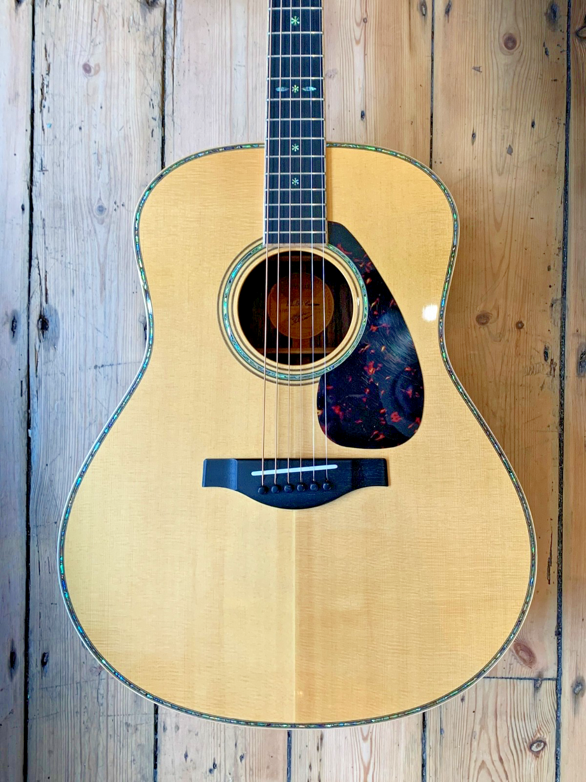 Yamaha LL56 Custom ARE und Original 2018